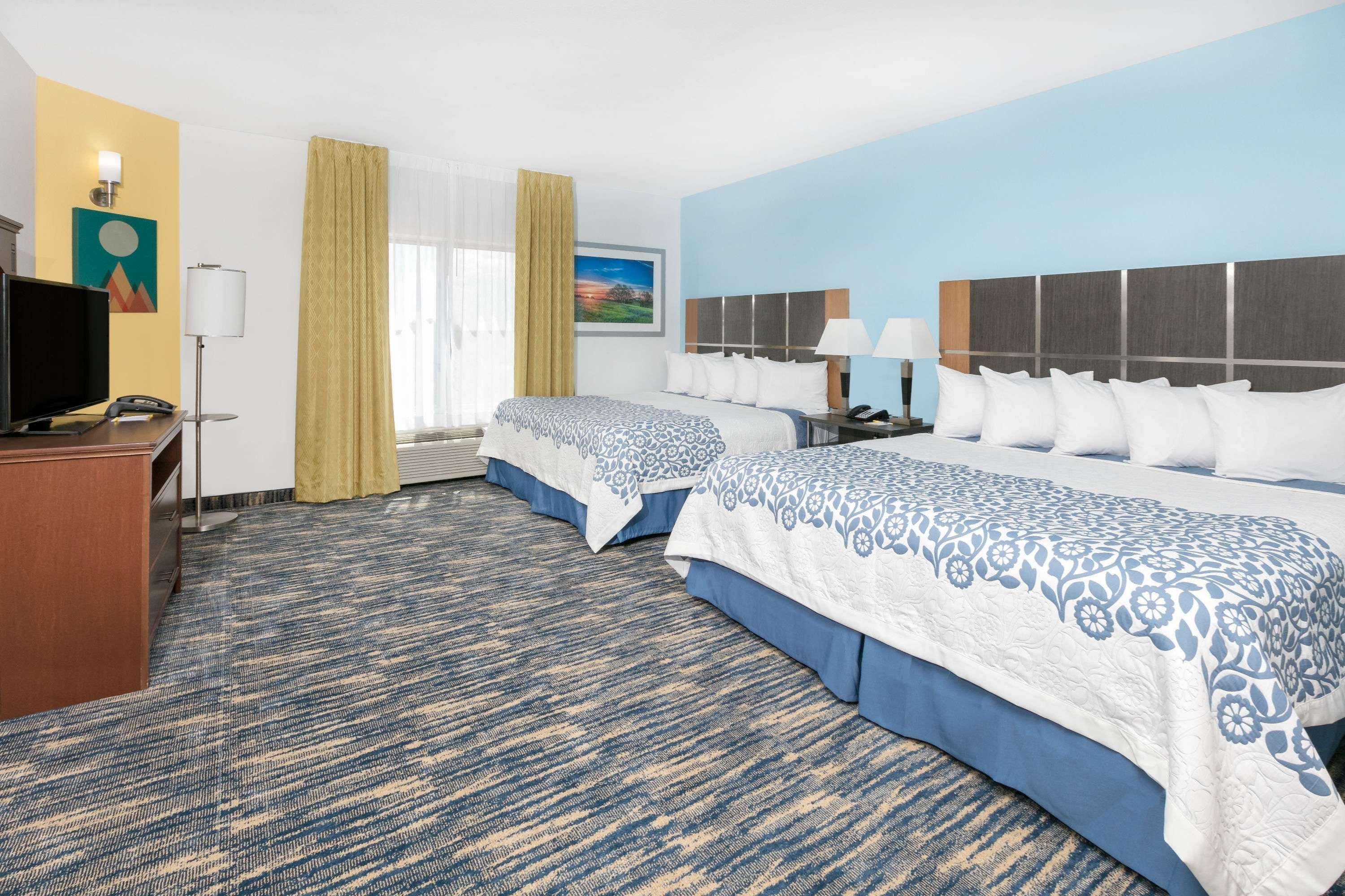 Days Inn & Suites By Wyndham Lubbock Medical Center Dış mekan fotoğraf