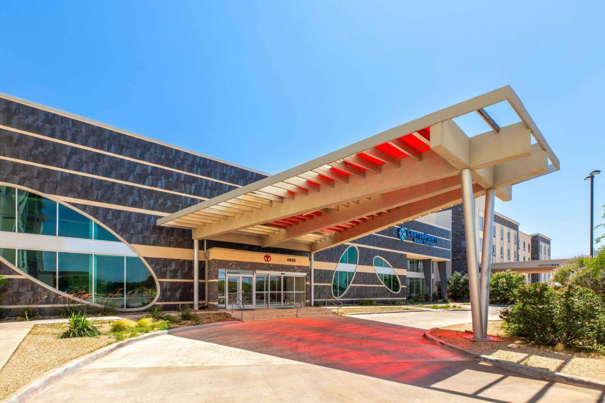 Days Inn & Suites By Wyndham Lubbock Medical Center Dış mekan fotoğraf