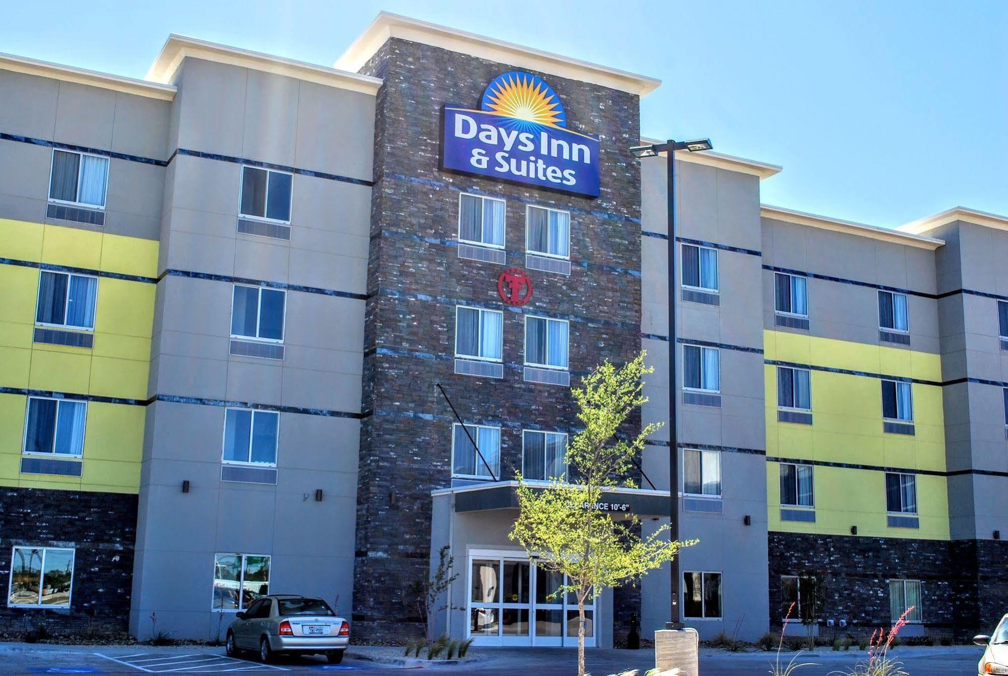 Days Inn & Suites By Wyndham Lubbock Medical Center Dış mekan fotoğraf