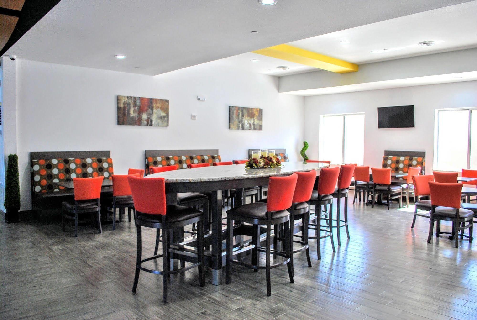 Days Inn & Suites By Wyndham Lubbock Medical Center Dış mekan fotoğraf